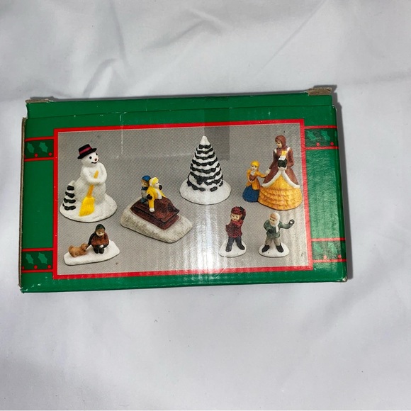 Holiday 7 Piece Christmas Village Pieces Poshmark